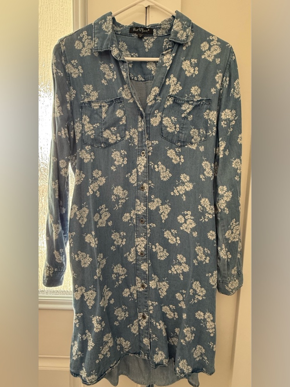 FREE with bundle 
Velvet Heart Blue Floral Denim Button-Down Dress